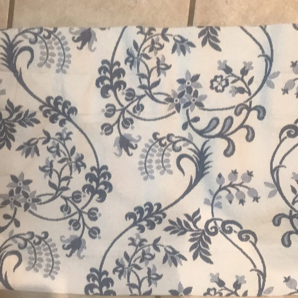 Valance/Curtain Bundle of 4 Blue and White Floral Scroll Valances/Toppers